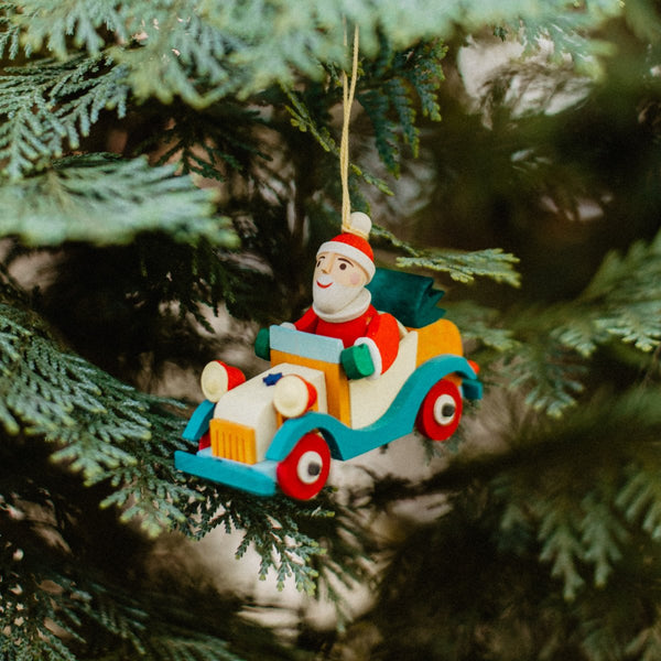 Santa in an Old Timer