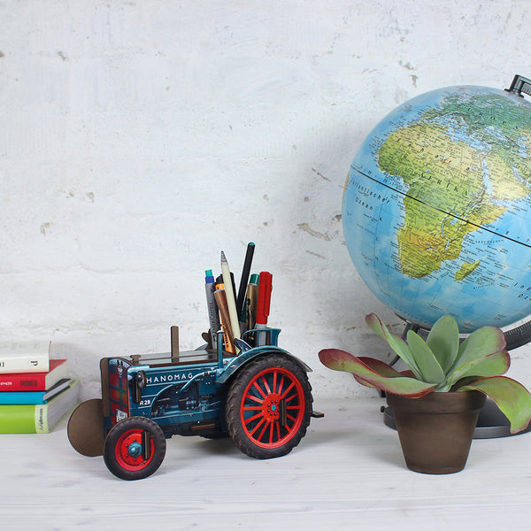 Green Hanomag Tractor Pen Pot