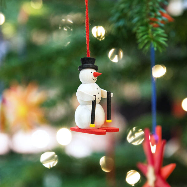 Snowman on Ski's