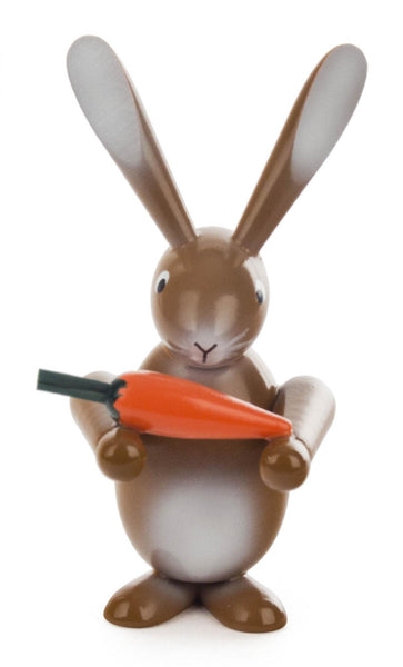 Dregano - Rabbit with Carrot figure