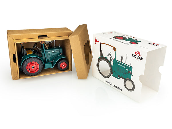 Kovap Hanomag R40 tractor inside a Kovap Hanomag R40 white box