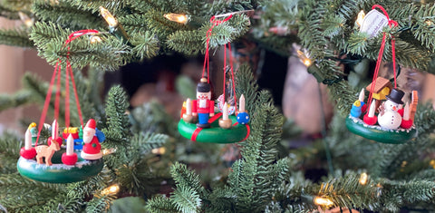 Decorations - Hanging Mini Wreath